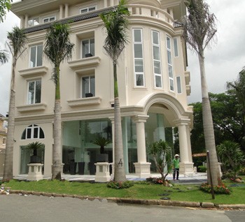 Villa for rent district 8