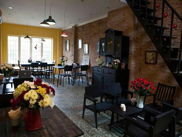 Bar for rent Ben Chuong Duong