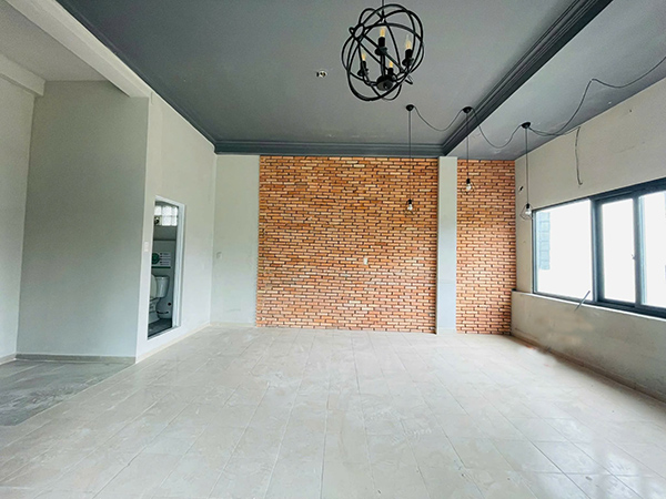 Rental bar Cao Ba Nha