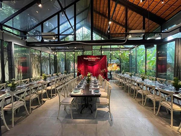 Bar for rent Chu Manh Trinh