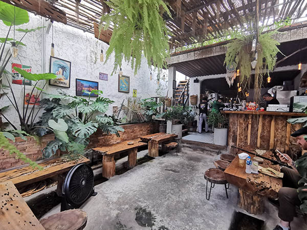 Rental bar Tan Phong