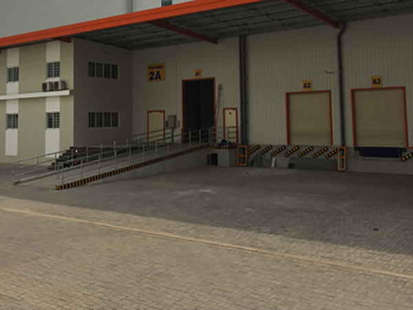 Factory for rent airport