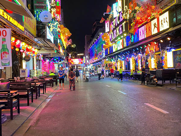 Hotel for rent Bui Vien