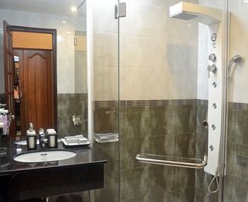 Hotel for rent Hai Ba Trung