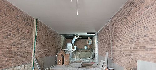 Tiling restaurant