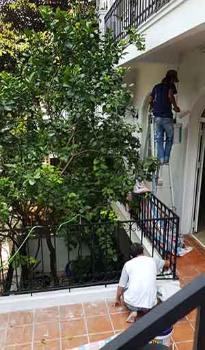 Painting commercial property