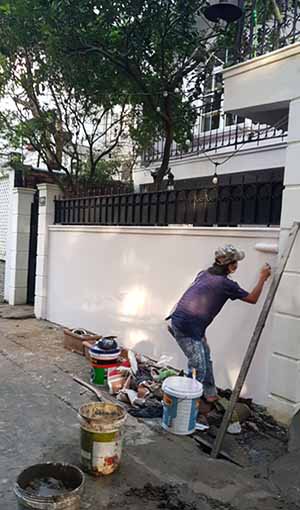 Painting commercial property