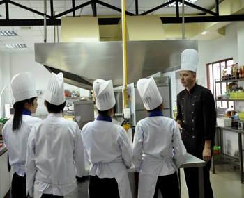 Rental restaurant Ben Thanh