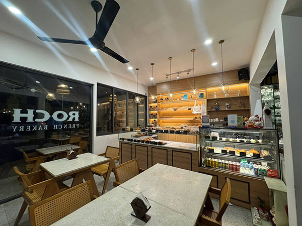 Rental restaurant Binh Trung Tay