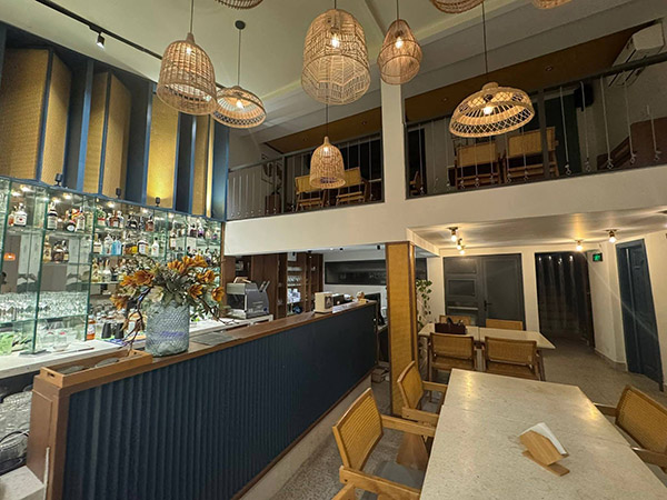 Rental restaurant Binh Trung Tay