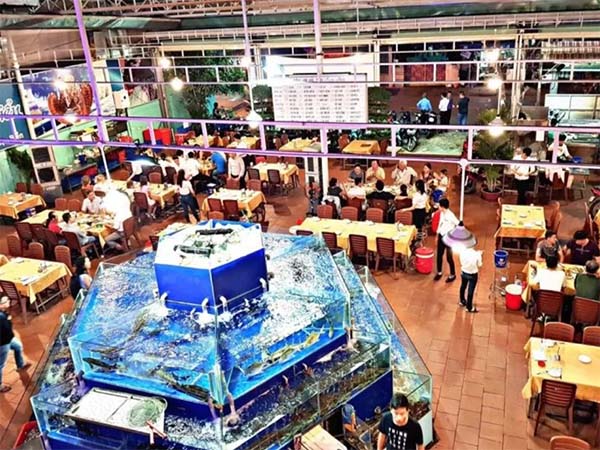 Rental restaurant Phu Thuan