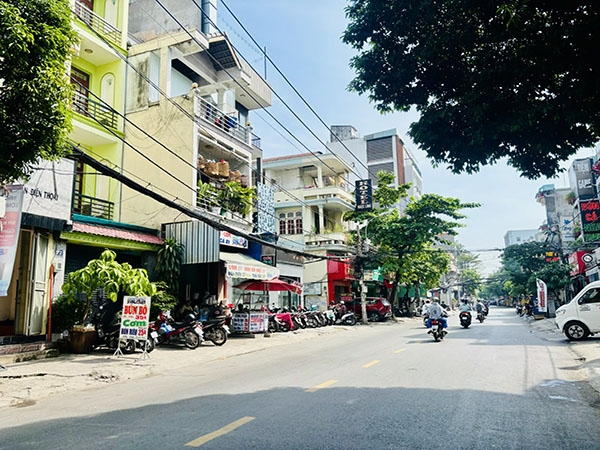 Rental restaurant Xuan Thuy