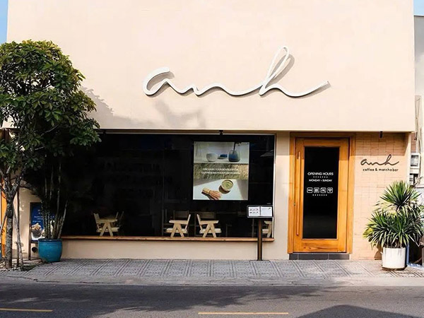 Shop for lease district 2
