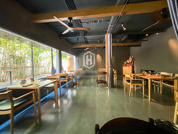 Shop for rent Cong Truong Me Linh