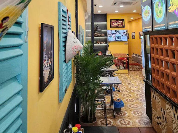 Rental shop Ho Tung Mau