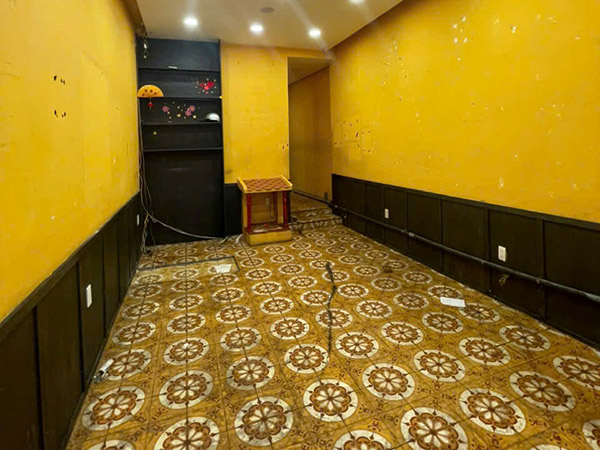 Rental shop Ho Tung Mau