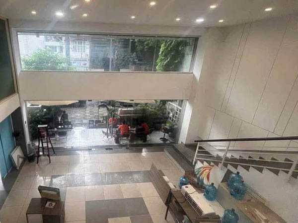 Rental shop Suong Nguyet Anh