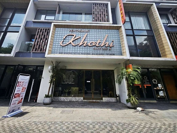 Shop for lease district 2