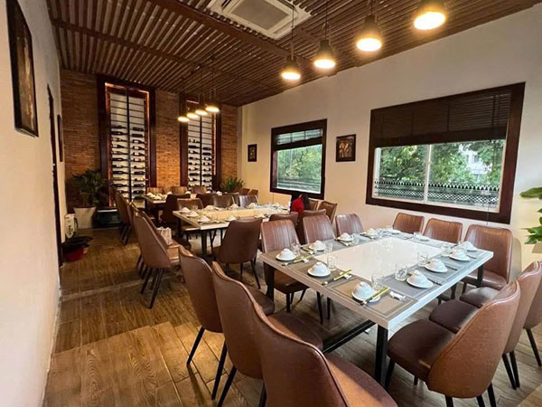 Rental shop Tu Xuong