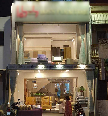 Rental showroom Mai Thi Luu