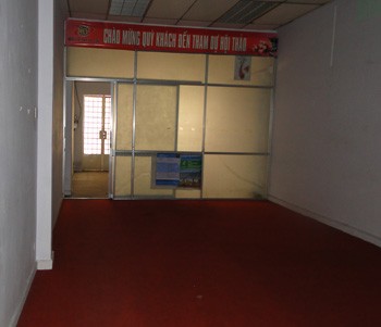 Rental showroom Nguyen Cu Trinh